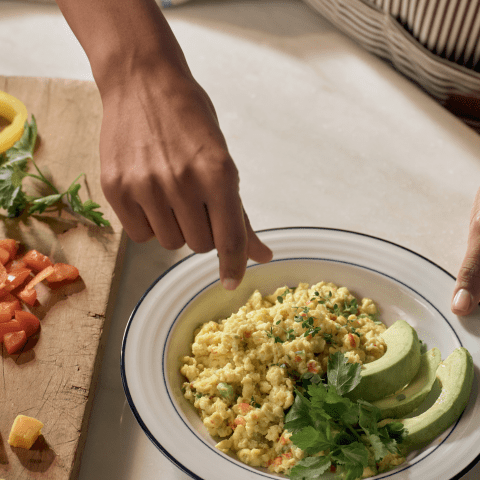 Veggie Cottage Cheese Scramble – Beast Health Canada