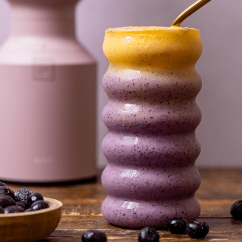 Berry Mango Smoothie