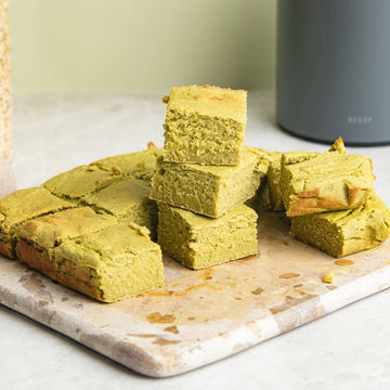 Kids Snack Time: Zucchini Oatmeal Bars